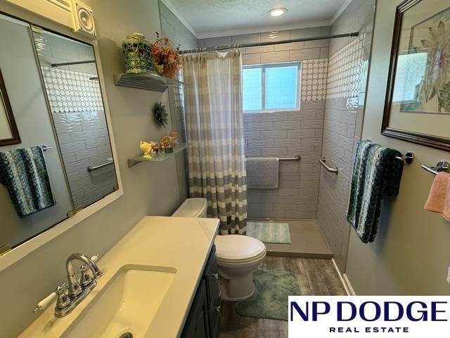 7622 Park View Boulevard, La Vista, NE 68128