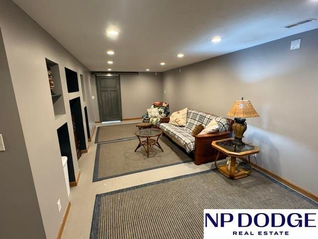 7622 Park View Boulevard, La Vista, NE 68128