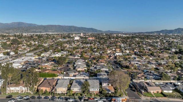 6308 Coldwater Canyon, North Hollywood, CA 91606