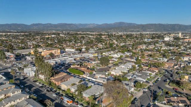6308 Coldwater Canyon, North Hollywood, CA 91606