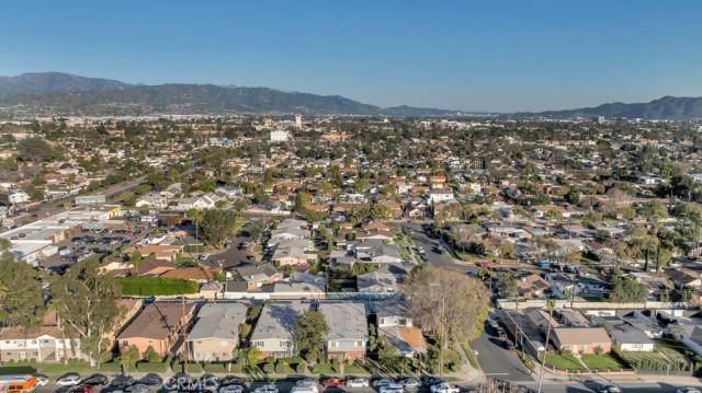 6308 Coldwater Canyon, North Hollywood, CA 91606