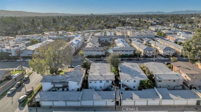 6308 Coldwater Canyon, North Hollywood, CA 91606