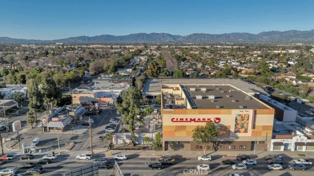 6308 Coldwater Canyon, North Hollywood, CA 91606