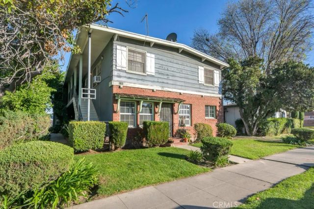 6308 Coldwater Canyon, North Hollywood, CA 91606