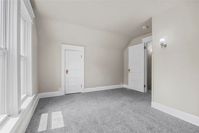 523 Virginia Avenue, Des Moines, IA 50315