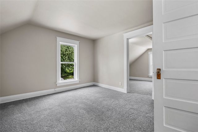 523 Virginia Avenue, Des Moines, IA 50315