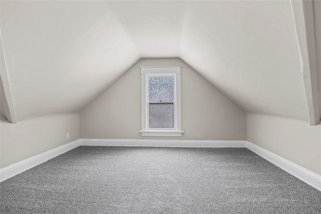 523 Virginia Avenue, Des Moines, IA 50315