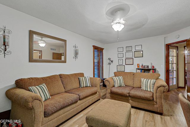 11182 LEO COLLINS Drive, El Paso, TX 79936