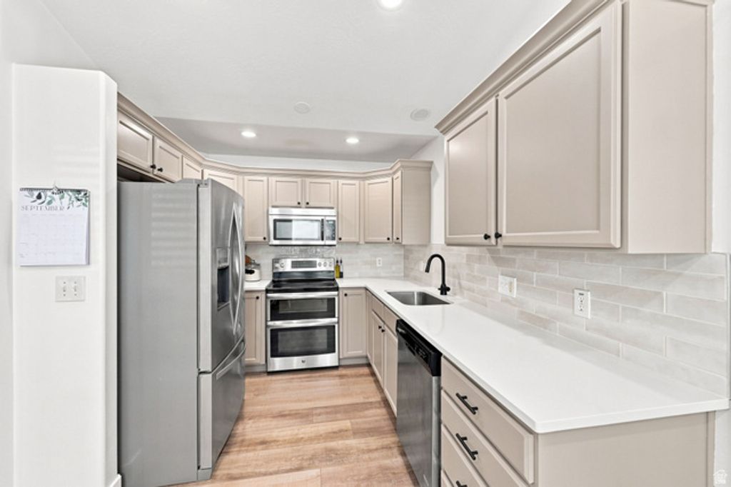 3988 E DILLONS DR, Eagle Mountain, UT 84005 — photo 5