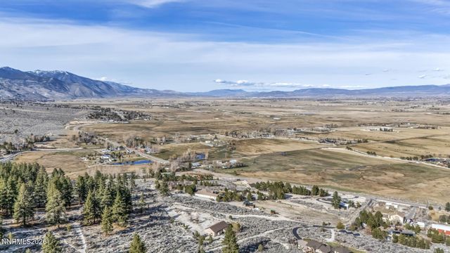 466 Horsethief Circle, Markleeville, CA 96120