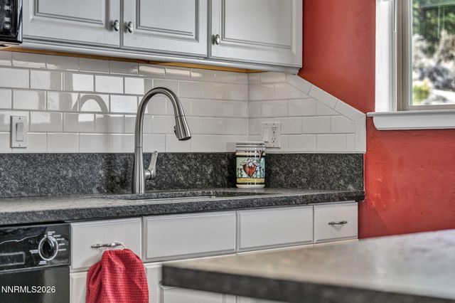 466 Horsethief Circle, Markleeville, CA 96120