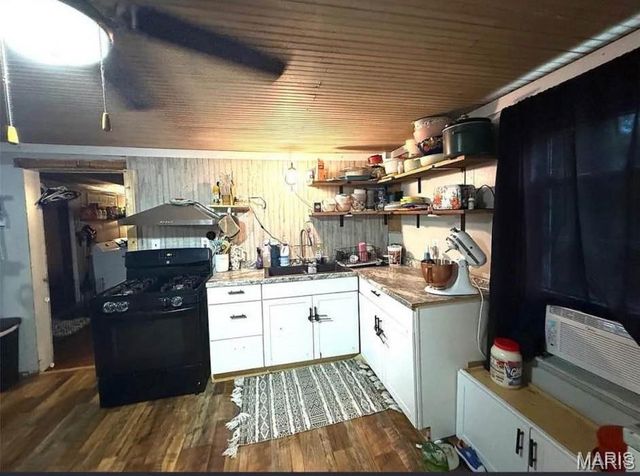 602 E Main Street, Marble Hill, MO 63764