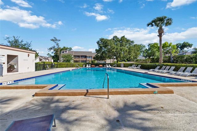 440 ORIENTA POINT STREET, Altamonte Springs, FL 32701