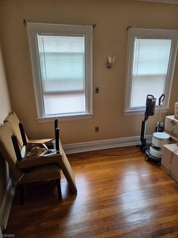 415 15Th Ave, Paterson City, NJ 07504