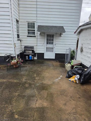 415 15Th Ave, Paterson City, NJ 07504