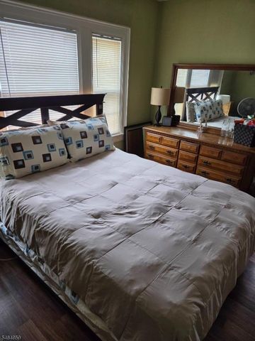 415 15Th Ave, Paterson City, NJ 07504