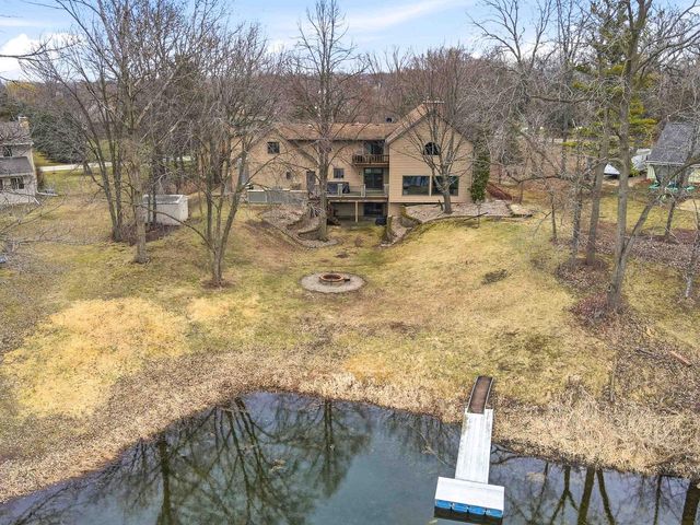 4431 SWALLOW BANKS LANE, Oshkosh, WI 54904