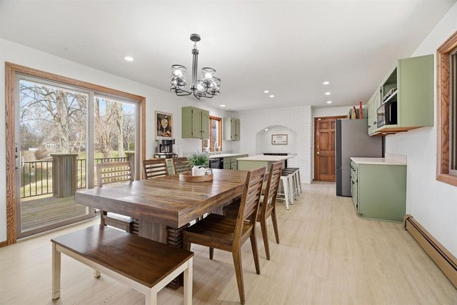 4431 SWALLOW BANKS LANE, Oshkosh, WI 54904