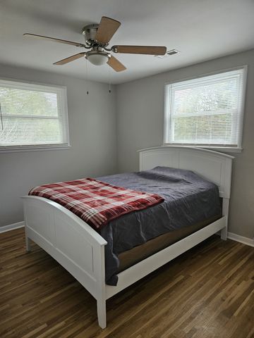 317 Lakeshore Dr, Mcminnville, TN 37110