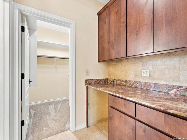 114 Cave Cir, Boerne, TX 78006