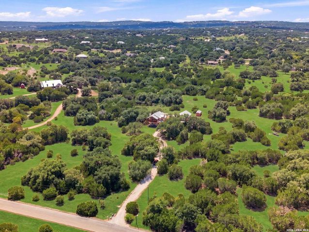 114 Cave Cir, Boerne, TX 78006