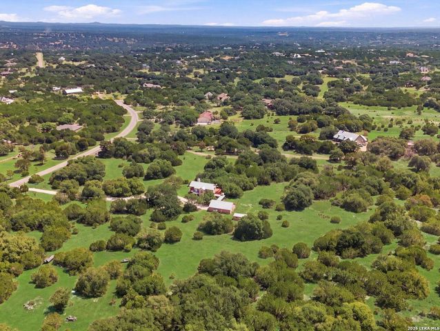 114 Cave Cir, Boerne, TX 78006