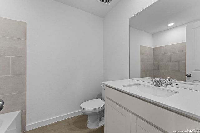 6529 Titan Park, Converse, TX 78109