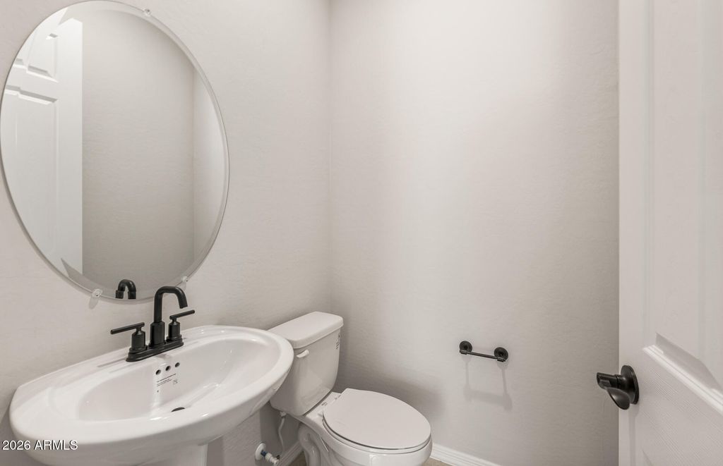 Image 10 of property listing at 25338 N 171ST Lane, Surprise, AZ 85387