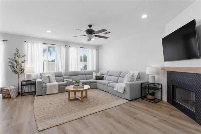 1855 Stanwich, Corona, CA 92883