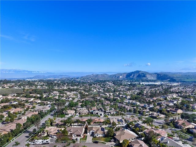 1855 Stanwich, Corona, CA 92883