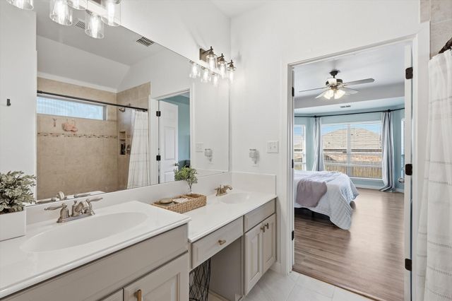 102 Indian Gap Court, Newark, TX 76071