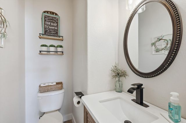 102 Indian Gap Court, Newark, TX 76071