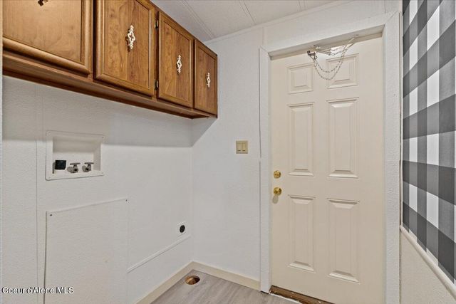 118 E MID TOWN LN, Hayden, ID 83835