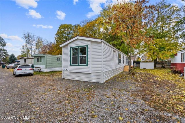 118 E MID TOWN LN, Hayden, ID 83835