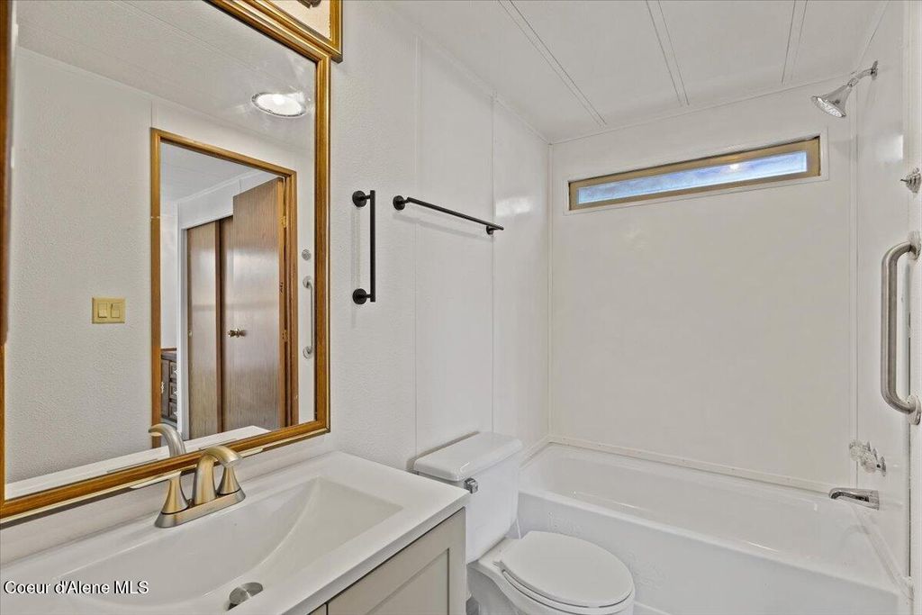 118 E MID TOWN LN, Hayden, ID 83835 photo 18