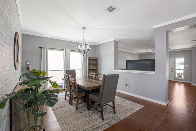 10956 Colonial Heights Lane, Fort Worth, TX 76179