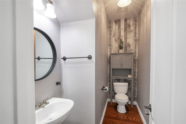 10956 Colonial Heights Lane, Fort Worth, TX 76179