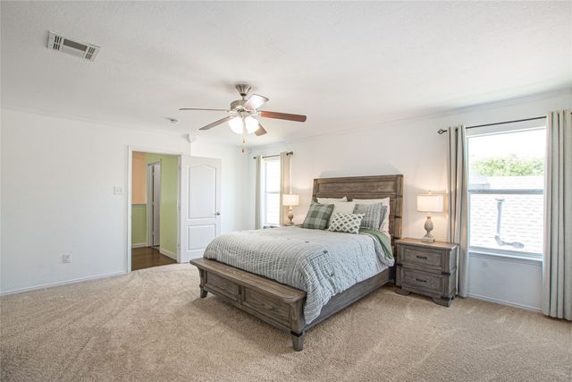 10956 Colonial Heights Lane, Fort Worth, TX 76179