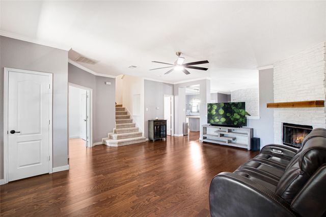 10956 Colonial Heights Lane, Fort Worth, TX 76179