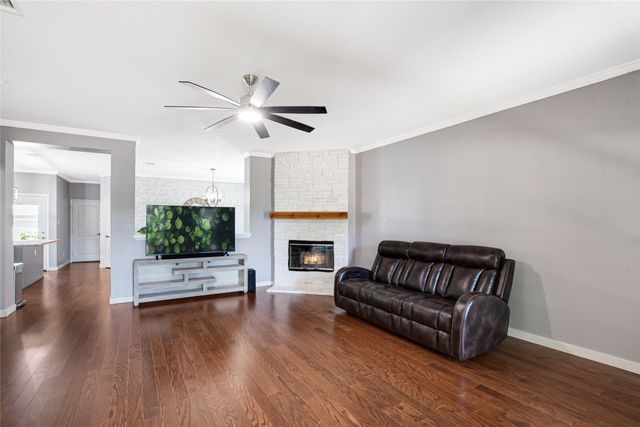 10956 Colonial Heights Lane, Fort Worth, TX 76179
