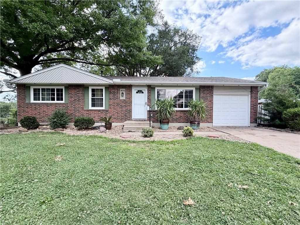 4016 Crane Circle, Independence, MO 64055