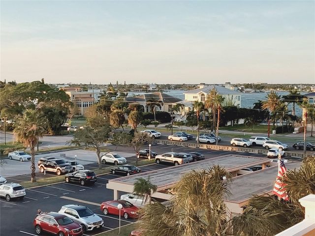 500 TREASURE ISLAND CAUSEWAY 502, Treasure Island, FL 33706