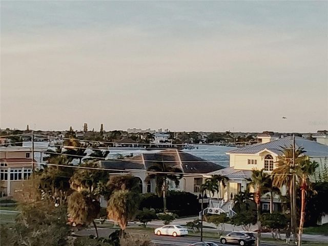 500 TREASURE ISLAND CAUSEWAY 502, Treasure Island, FL 33706