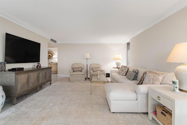 5550 N Ocean Drive 5c, Singer Island, FL 33404