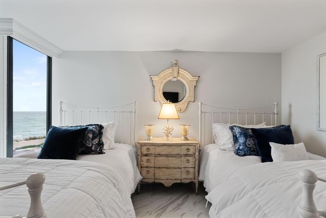 5550 N Ocean Drive 5c, Singer Island, FL 33404