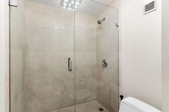 5550 N Ocean Drive 5c, Singer Island, FL 33404