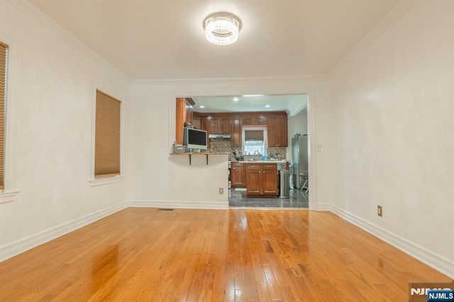 39 Summit Street, Ridgefield Park, NJ 07660