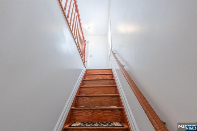 39 Summit Street, Ridgefield Park, NJ 07660