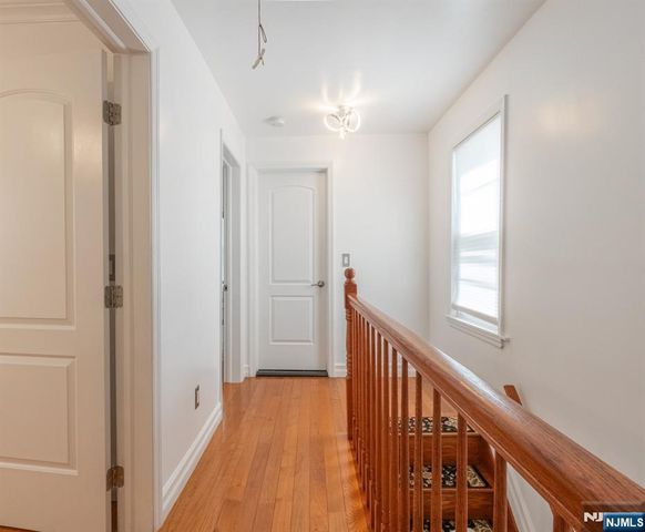 39 Summit Street, Ridgefield Park, NJ 07660