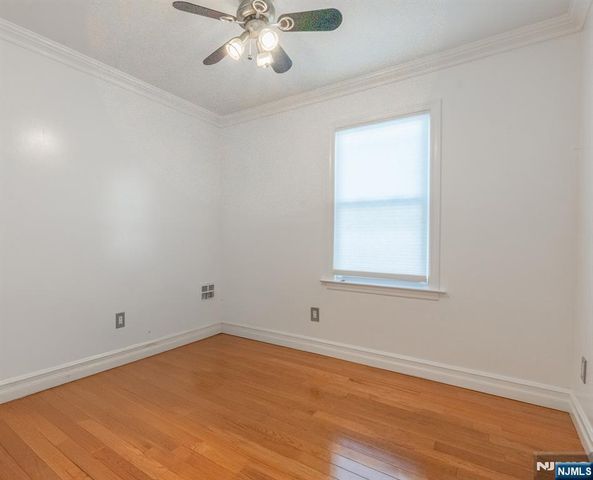 39 Summit Street, Ridgefield Park, NJ 07660